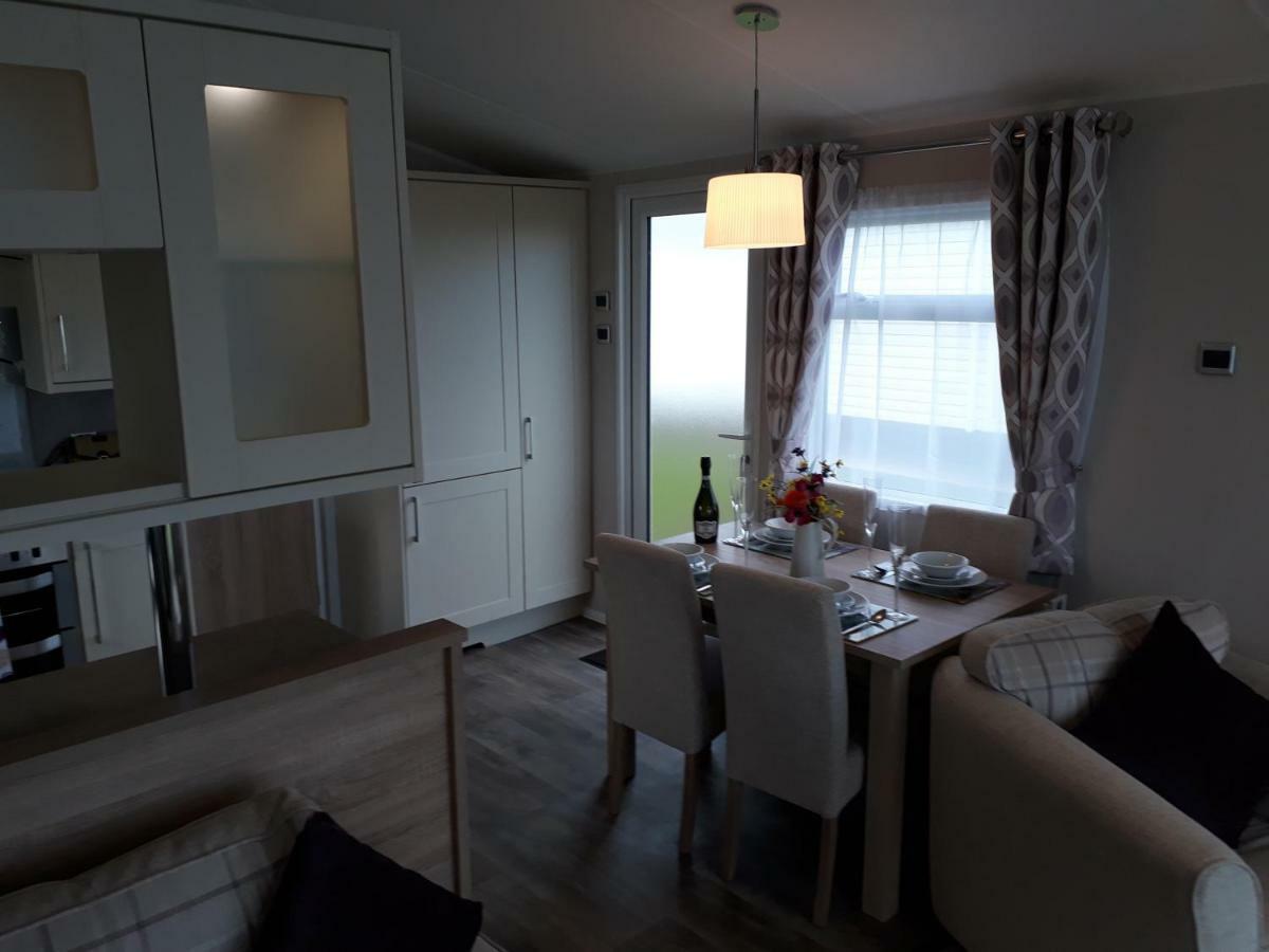 Aspen Retreat, Haggerston Castle Holiday home